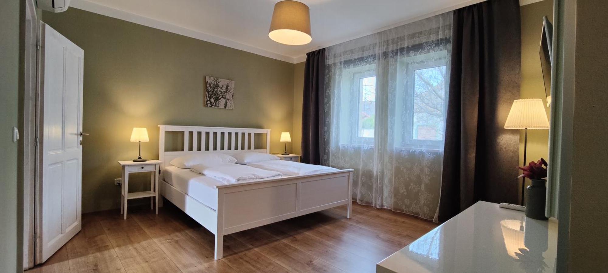Sabines Apartments Ferienwohnungen Frauenkirchen Exterior foto